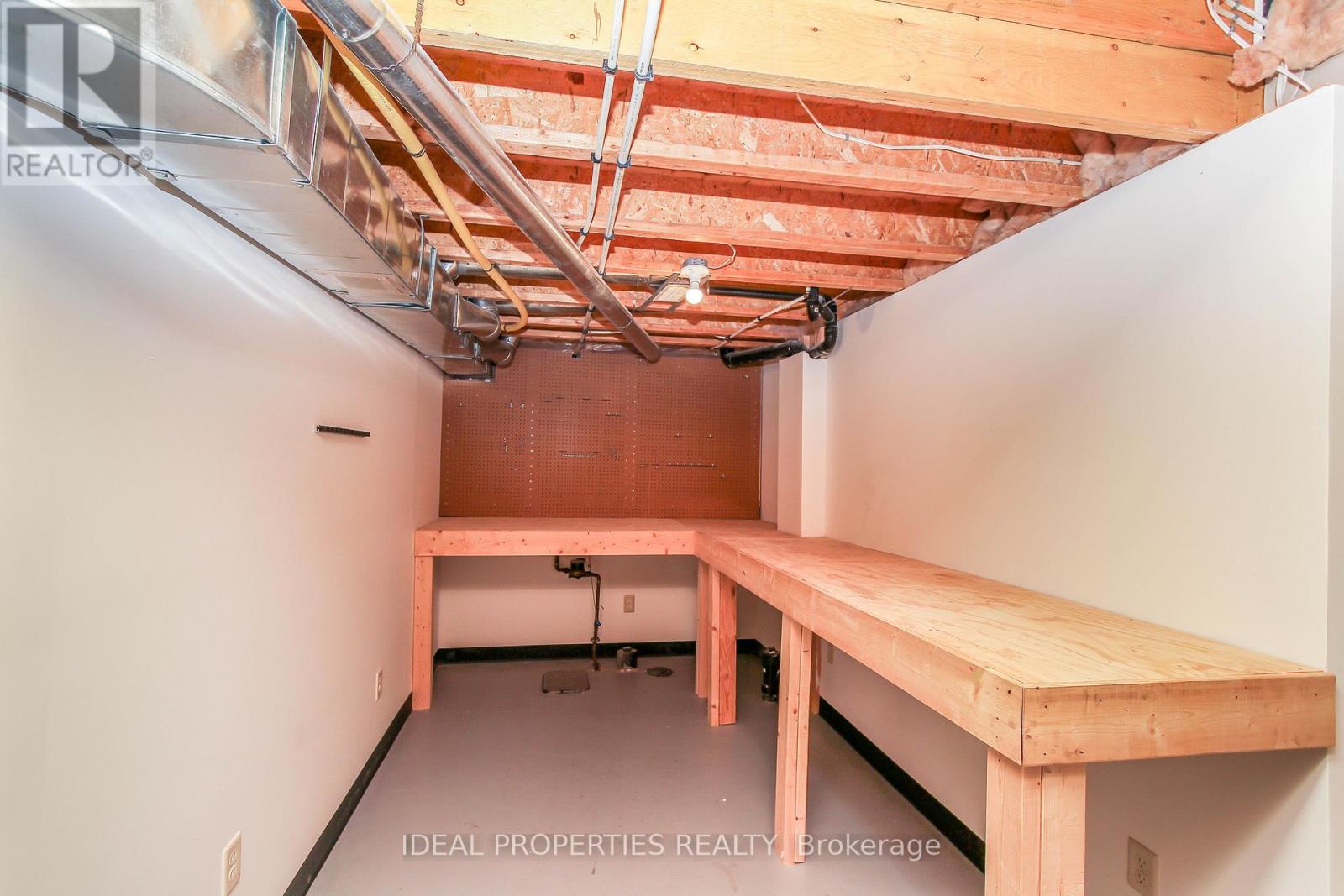 565 Pepperville Crescent, Ottawa, Ontario K2M 0E6 - Photo 40 - X12537060