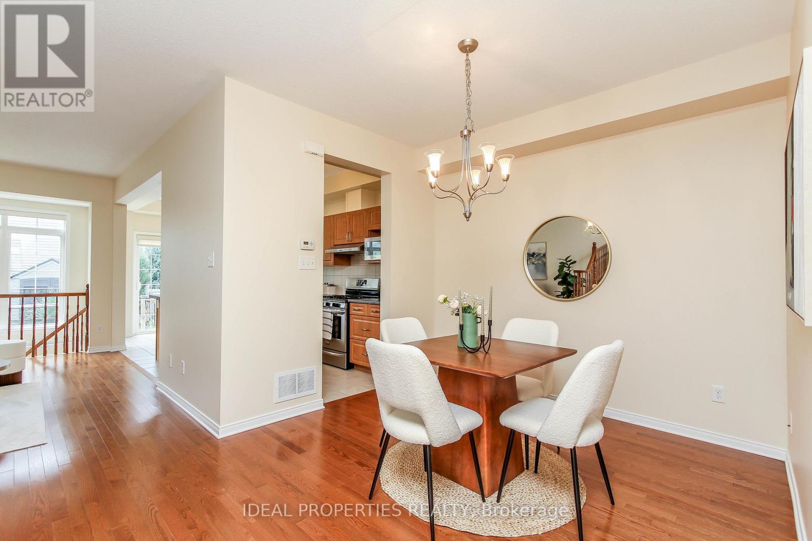 565 Pepperville Crescent, Ottawa, Ontario K2M 0E6 - Photo 6 - X12537060