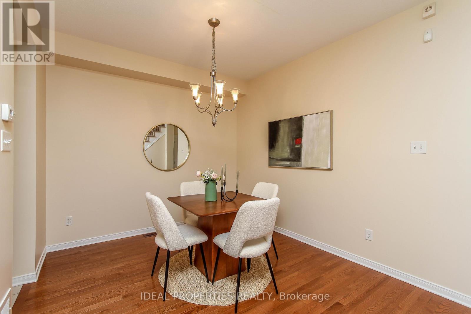 565 Pepperville Crescent, Ottawa, Ontario K2M 0E6 - Photo 7 - X12537060