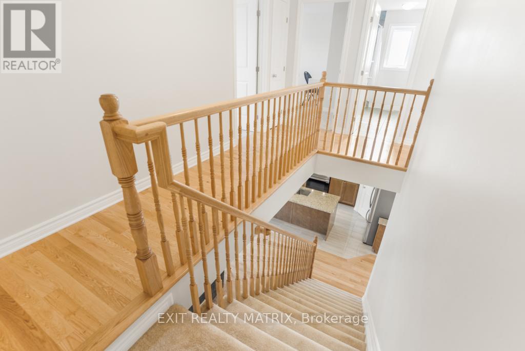 764 Namur Street, Russell, Ontario  K0A 1W0 - Photo 19 - X12537156