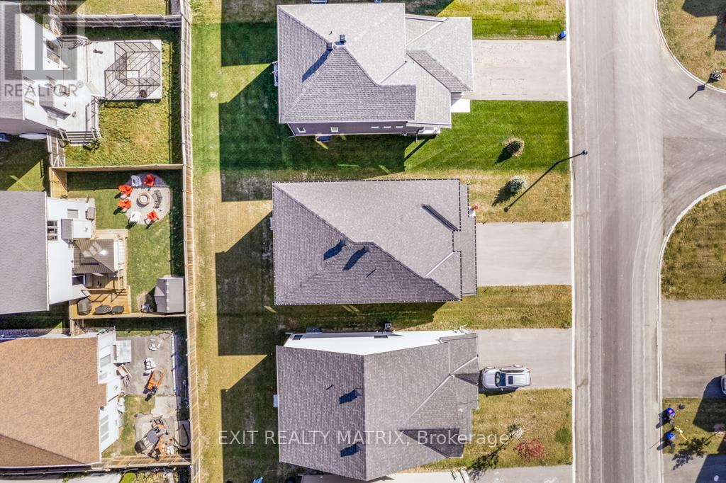 764 Namur Street, Russell, Ontario  K0A 1W0 - Photo 27 - X12537156