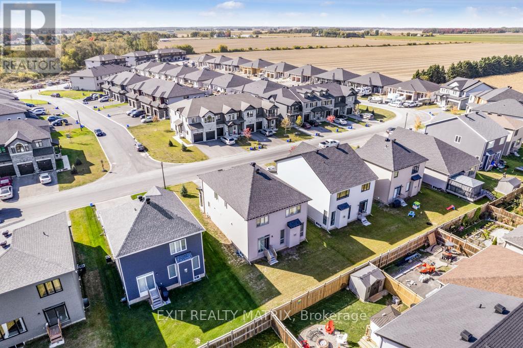 764 Namur Street, Russell, Ontario  K0A 1W0 - Photo 28 - X12537156