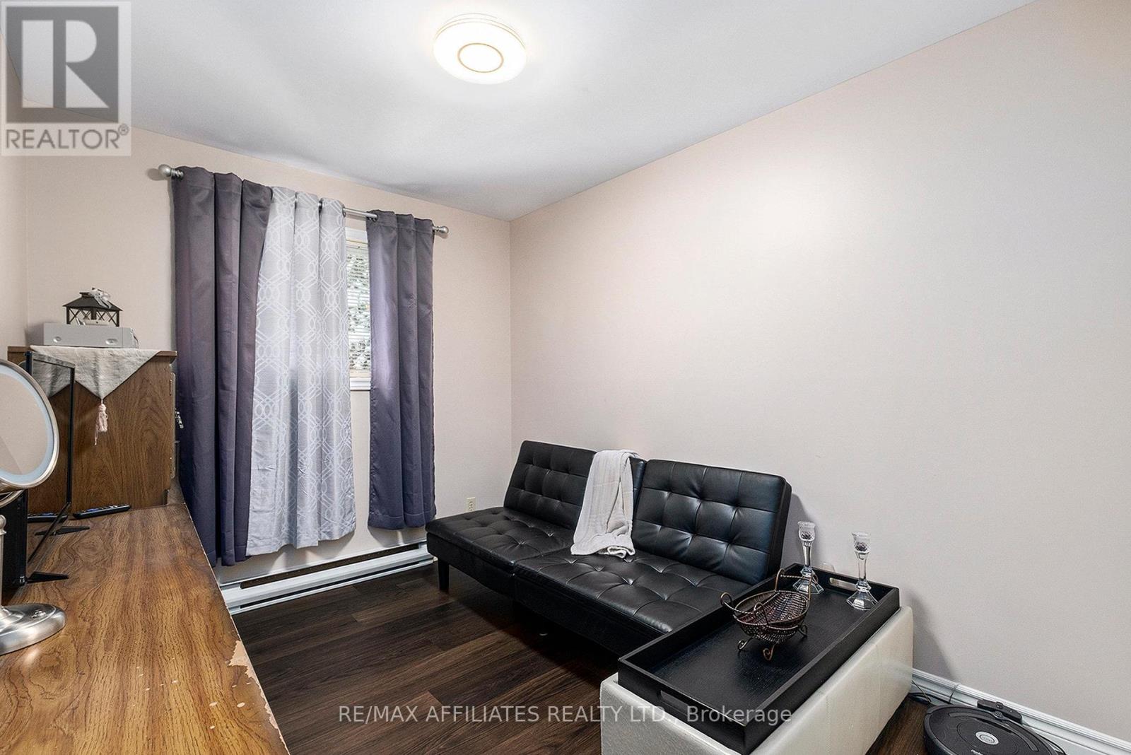 19 Knox Street, Carleton Place, Ontario  K7C 4G9 - Photo 14 - X12537162