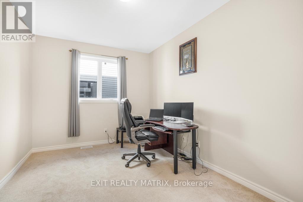 764 Namur Street, Russell, Ontario K0A 1W0 - Photo 12 - X12537170