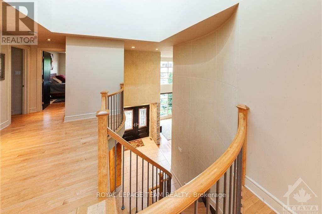 423 Rahul Crescent, Ottawa, Ontario K2C 4H8 - Photo 13 - X12537182