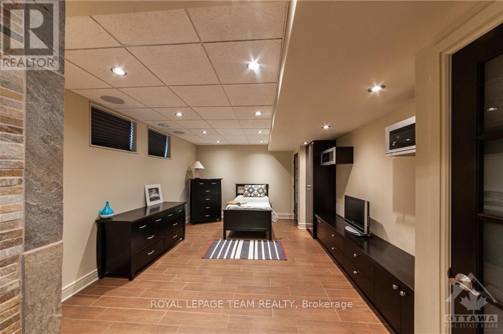 423 Rahul Crescent, Ottawa, Ontario K2C 4H8 - Photo 24 - X12537182