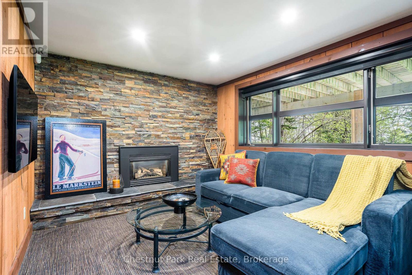 146 Chamonix Crescent, Blue Mountains, Ontario  L9Y 3Z2 - Photo 14 - X12358828