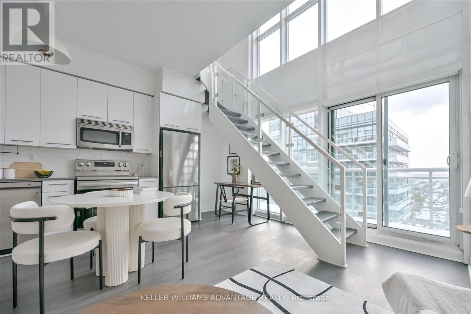 Ph 2910 - 155 Legion Road N, Toronto, Ontario M8Y 0A7 - Photo 5 - W12517390