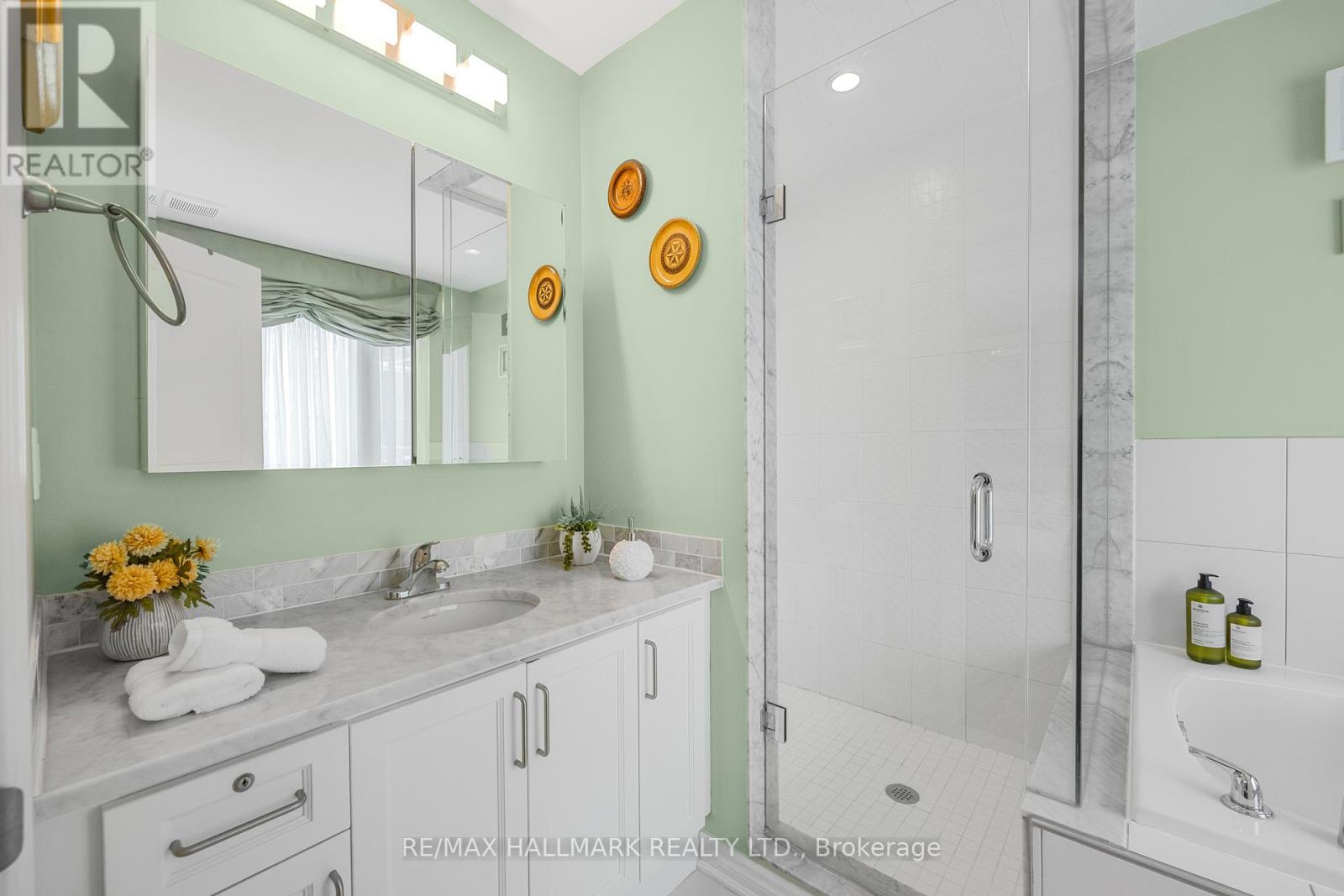 44 - 26 Applewood Lane, Toronto, Ontario  M9C 0C1 - Photo 27 - W12532638