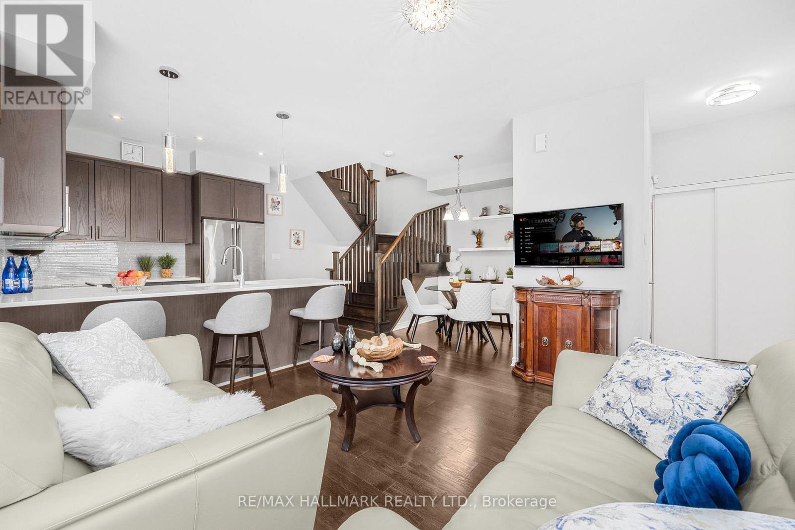 44 - 26 Applewood Lane, Toronto, Ontario  M9C 0C1 - Photo 6 - W12532638