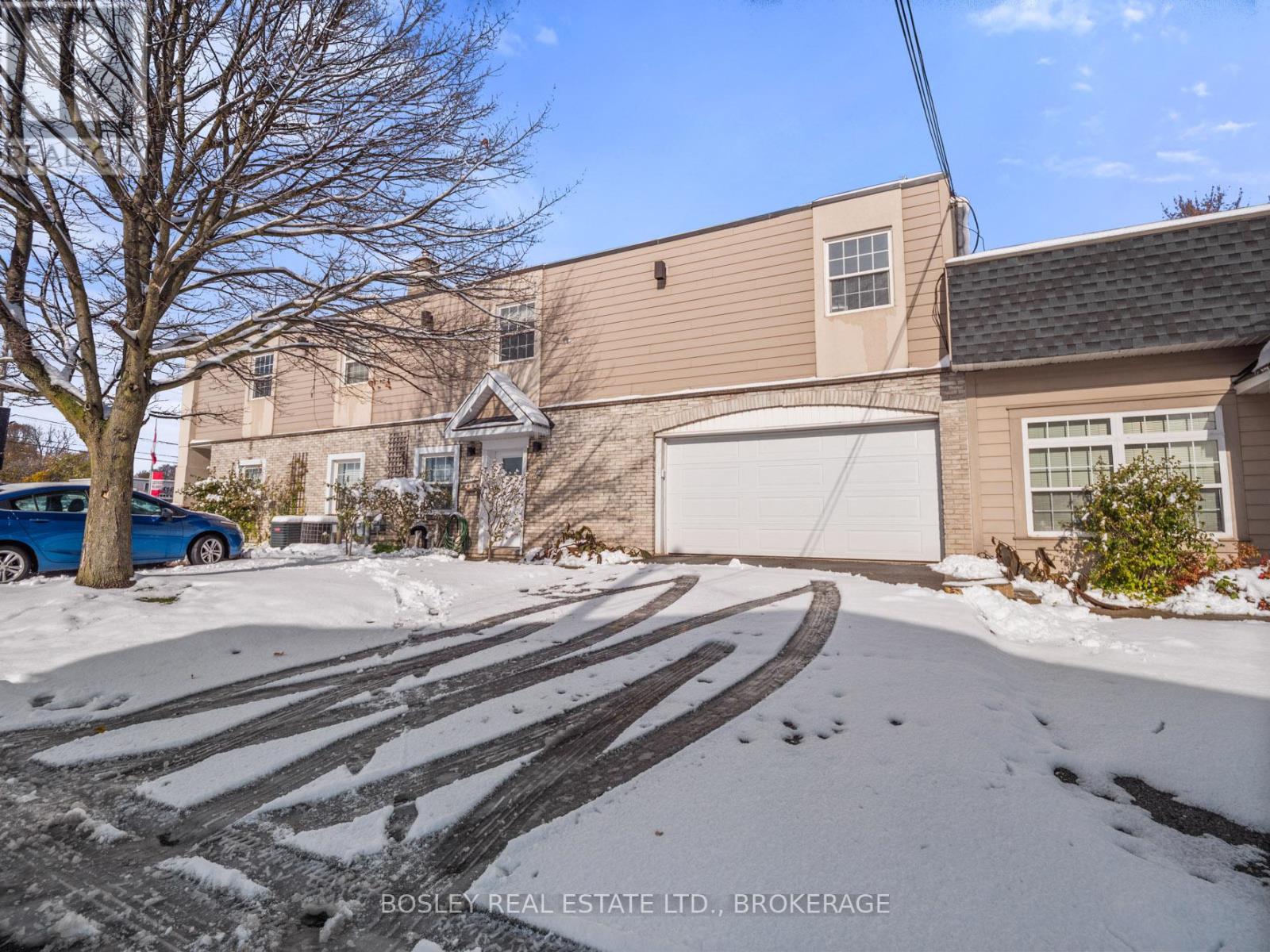 1 - 4444 Drummond Road, Niagara Falls, Ontario L2E 6C6 - Photo 2 - X12537228