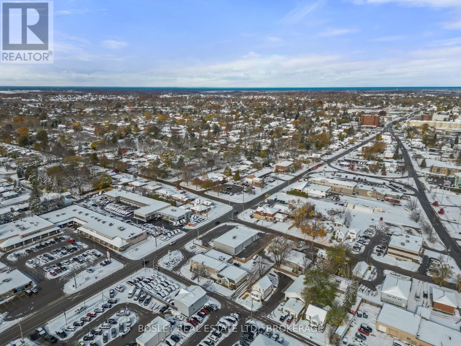 1 - 4444 Drummond Road, Niagara Falls, Ontario L2E 6C6 - Photo 24 - X12537228