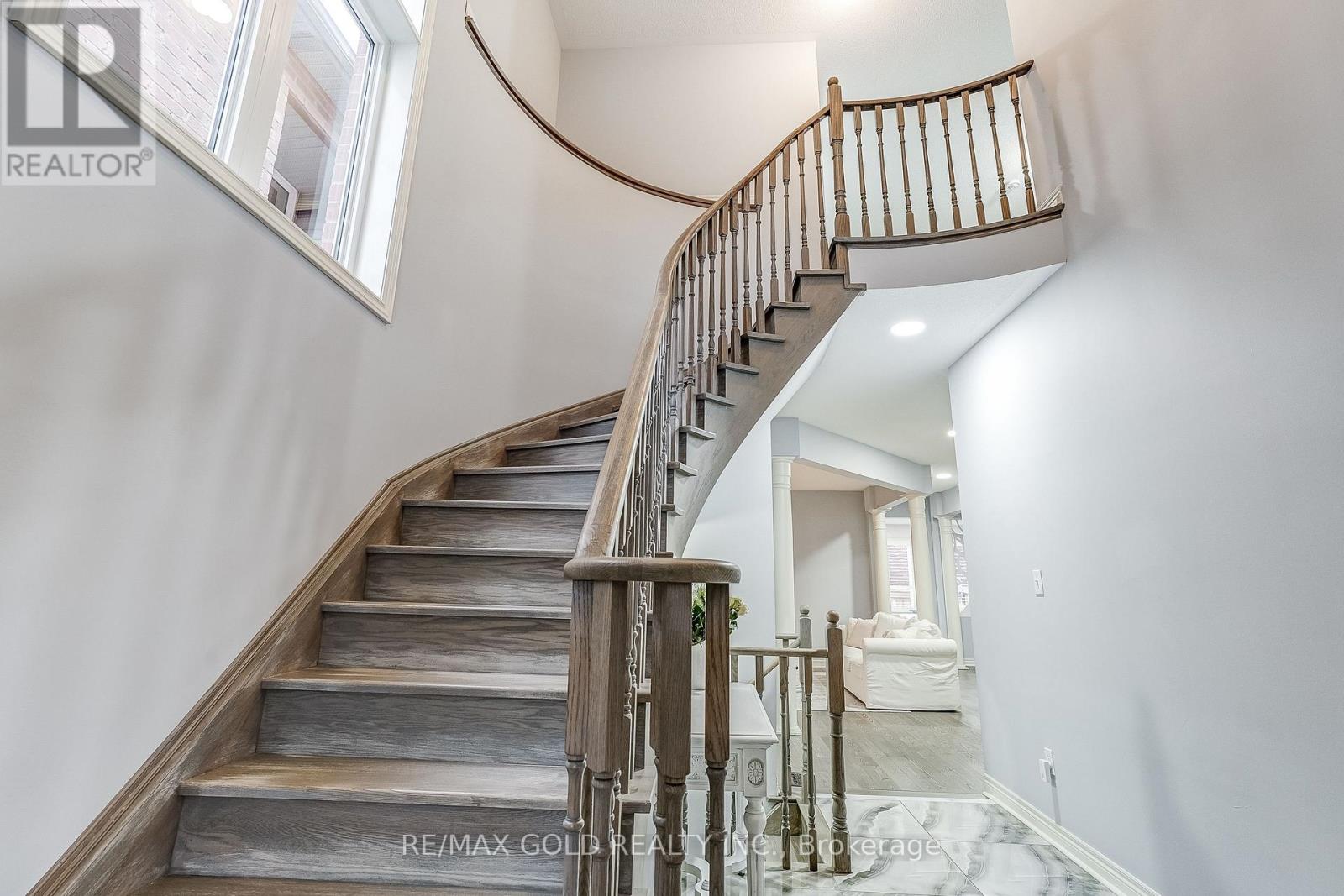 552 Bessborough Drive, Milton, Ontario  L9T 8P5 - Photo 21 - W12536896