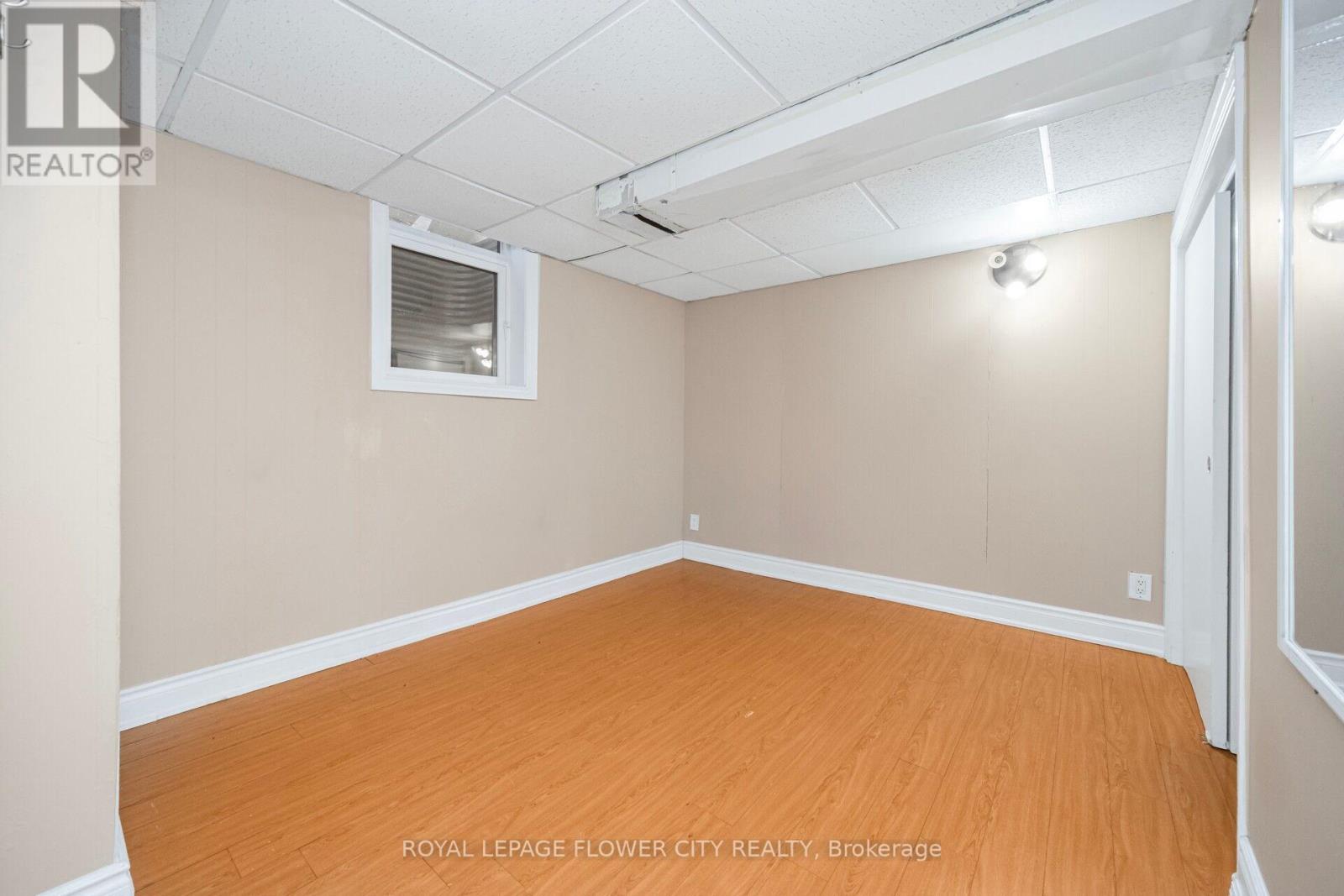 60 Lexington Avenue, Toronto, Ontario  M9V 2G8 - Photo 39 - W12536916