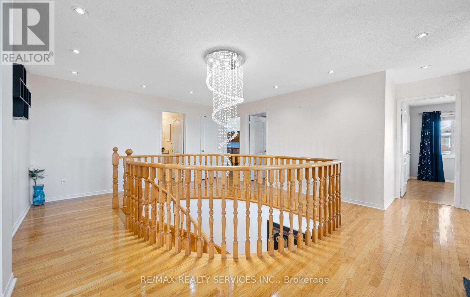 192 Sugarhill Drive, Brampton, Ontario  L7A 3X6 - Photo 21 - W12536984