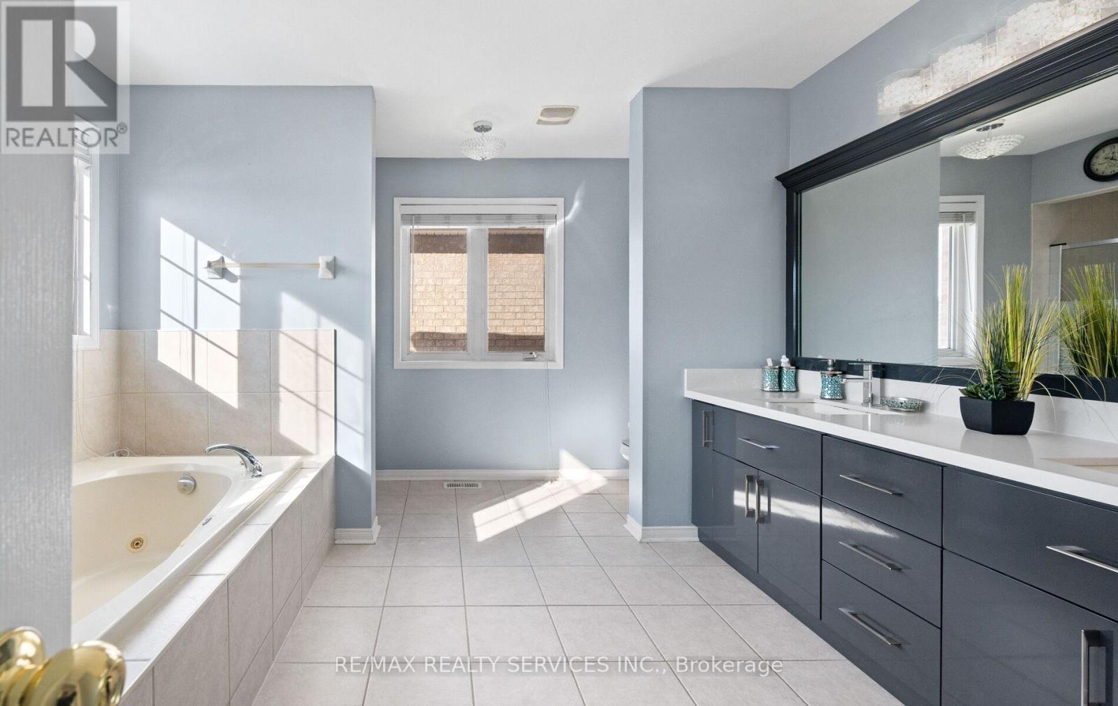 192 Sugarhill Drive, Brampton, Ontario  L7A 3X6 - Photo 27 - W12536984