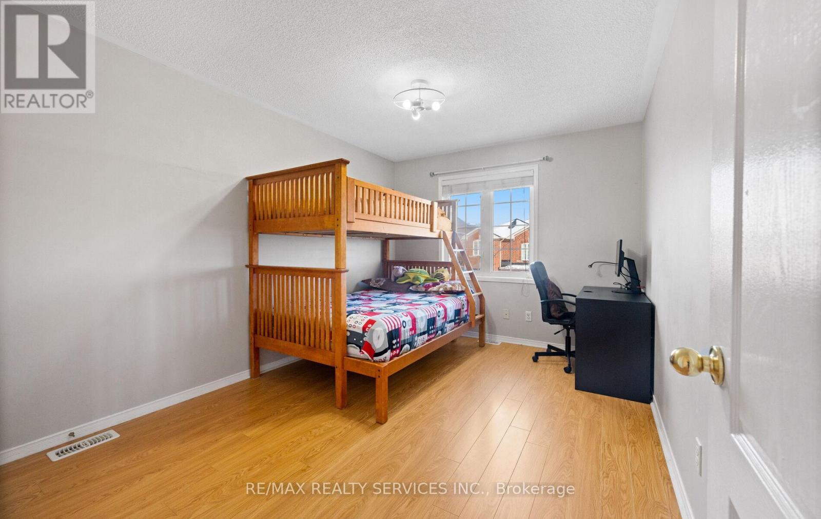 192 Sugarhill Drive, Brampton, Ontario  L7A 3X6 - Photo 33 - W12536984