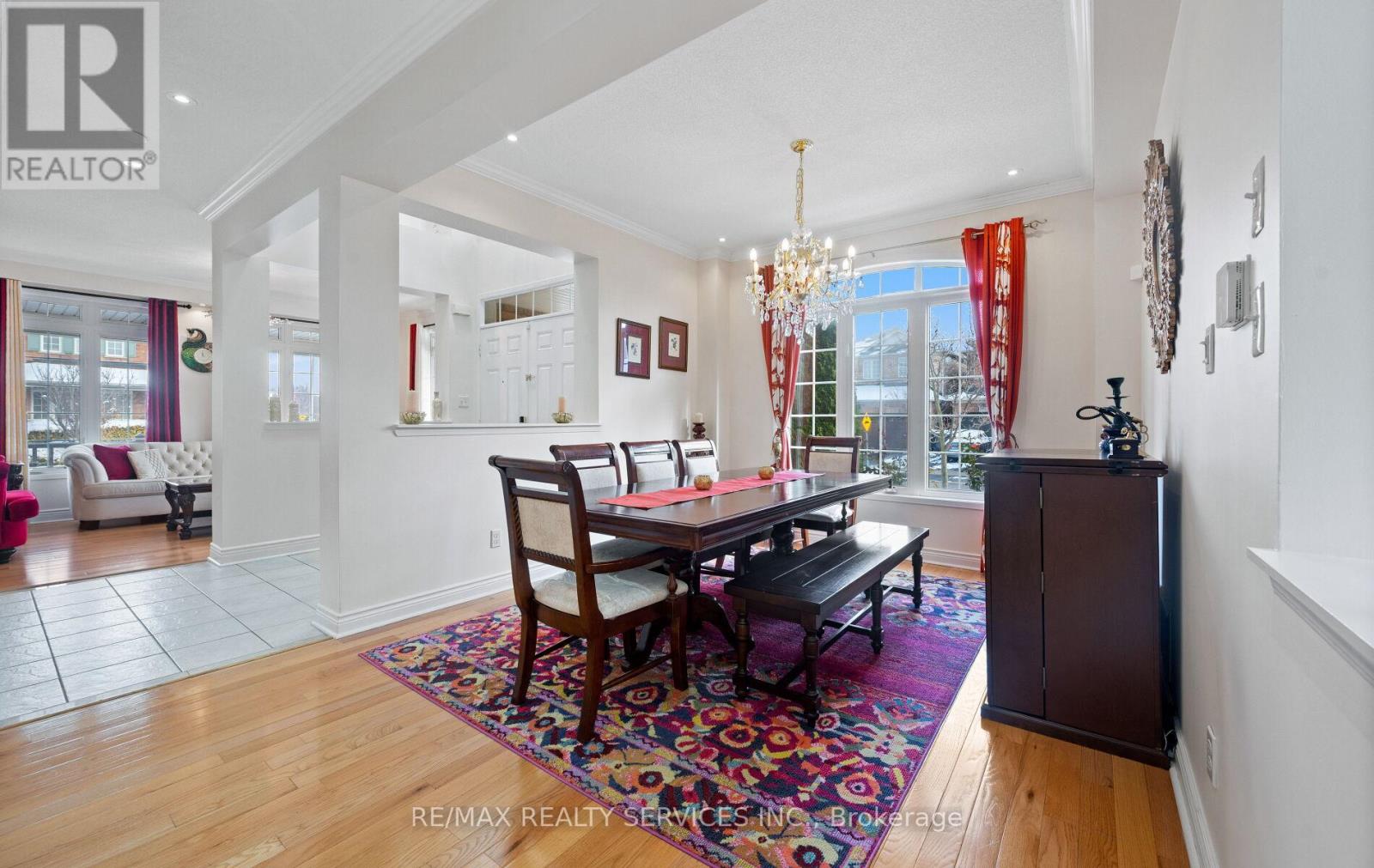 192 Sugarhill Drive, Brampton, Ontario  L7A 3X6 - Photo 9 - W12536984