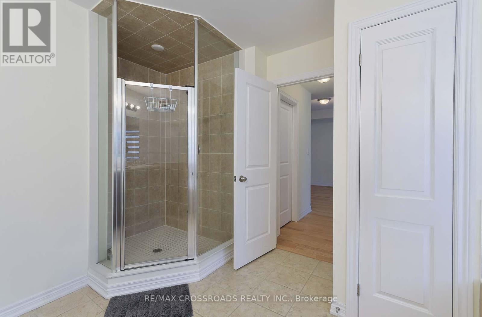 26 Kambalda Road N, Brampton, Ontario  L7A 5J3 - Photo 21 - W12537010