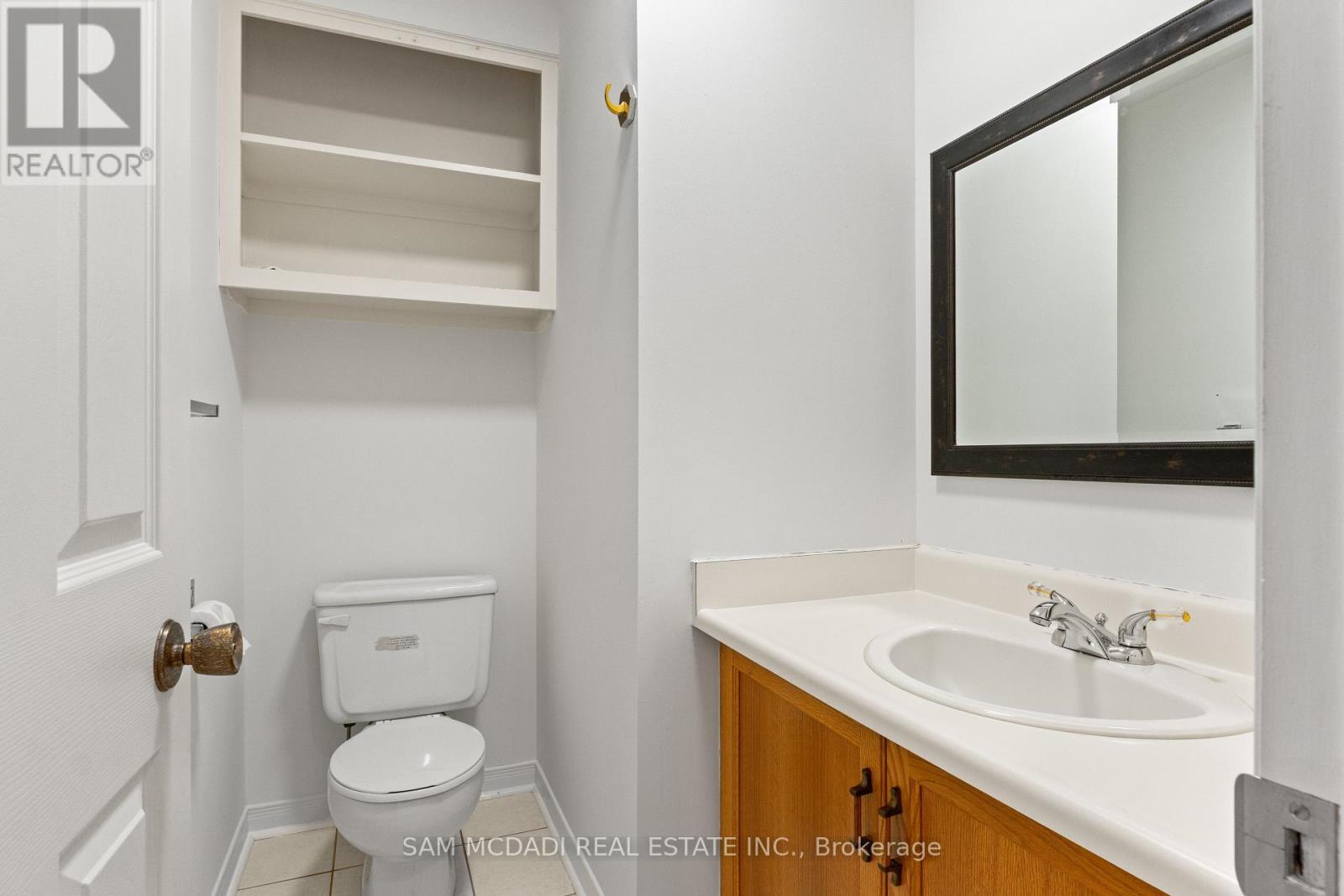 459 Glenashton Drive, Oakville, Ontario  L6H 4W6 - Photo 14 - W12537034