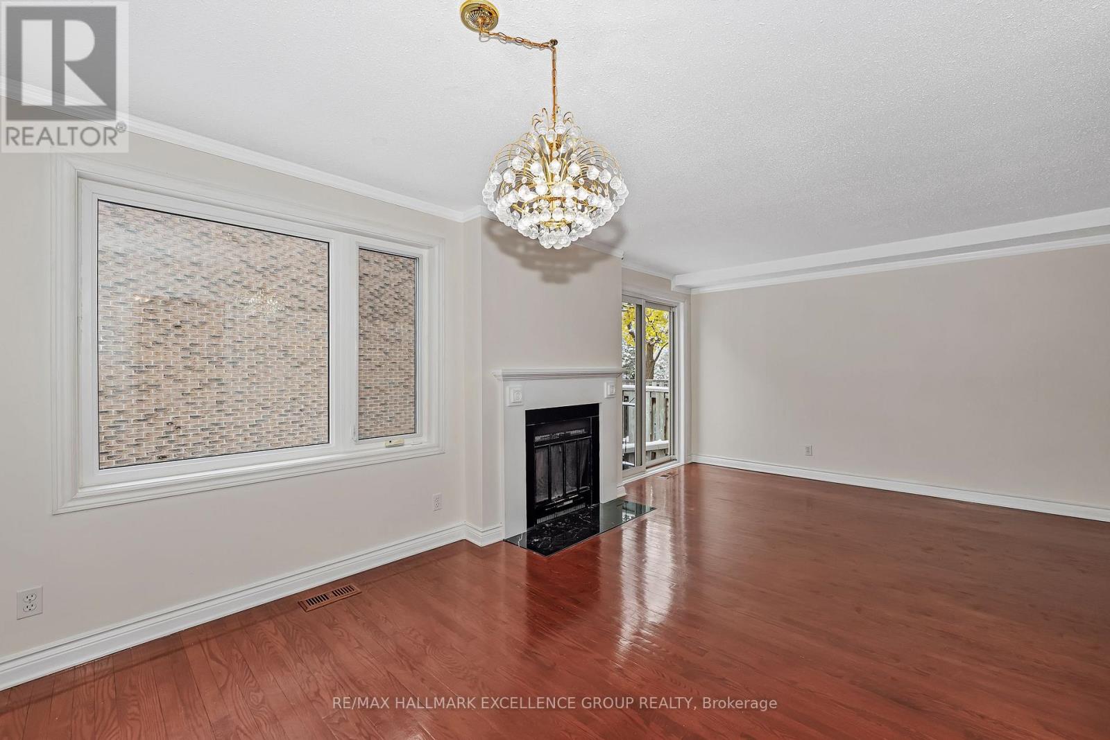 67 - 710 Coronation Avenue, Ottawa, Ontario K1G 4G7 - Photo 8 - X12535712