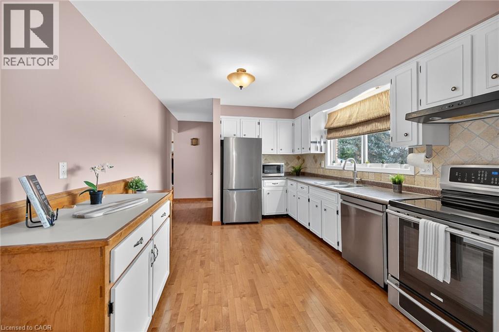 580 Woodhill Road, Flamborough, Ontario  L0R 2B0 - Photo 14 - 40787734