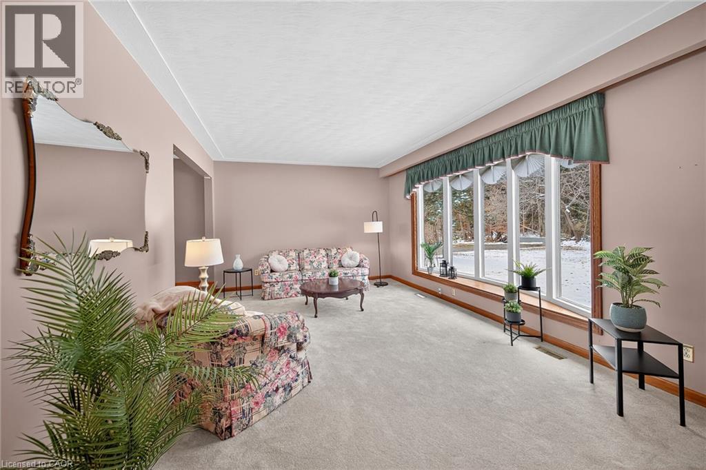 580 Woodhill Road, Flamborough, Ontario  L0R 2B0 - Photo 7 - 40787734