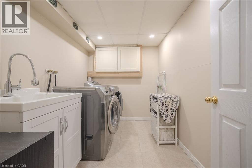 139 Brigade Drive, Hamilton, Ontario  L9B 2B9 - Photo 28 - 40787715