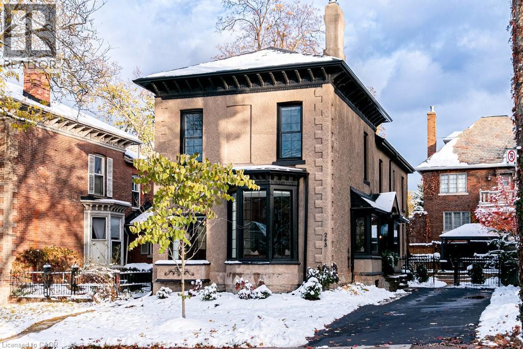 265 Macnab Street S, Hamilton, Ontario  L8P 3E2 - Photo 1 - 40787566