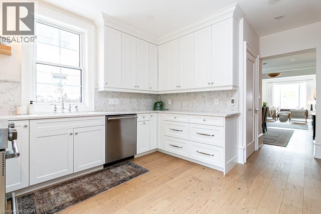 265 Macnab Street S, Hamilton, Ontario  L8P 3E2 - Photo 19 - 40787566