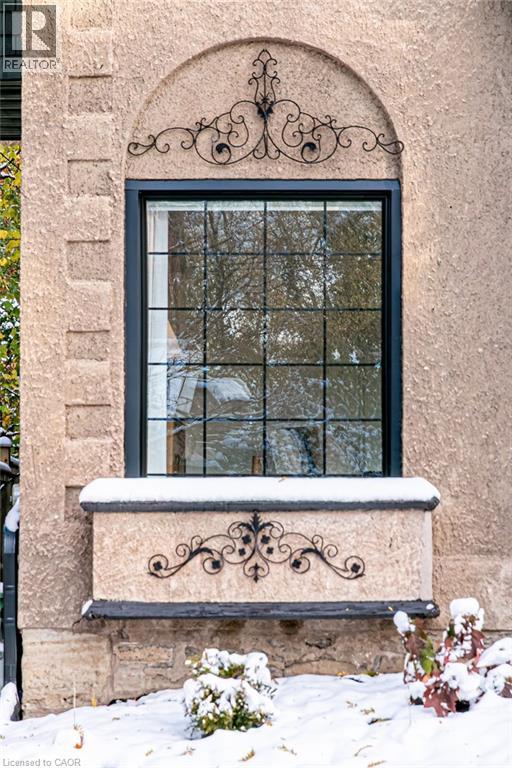 265 Macnab Street S, Hamilton, Ontario  L8P 3E2 - Photo 2 - 40787566