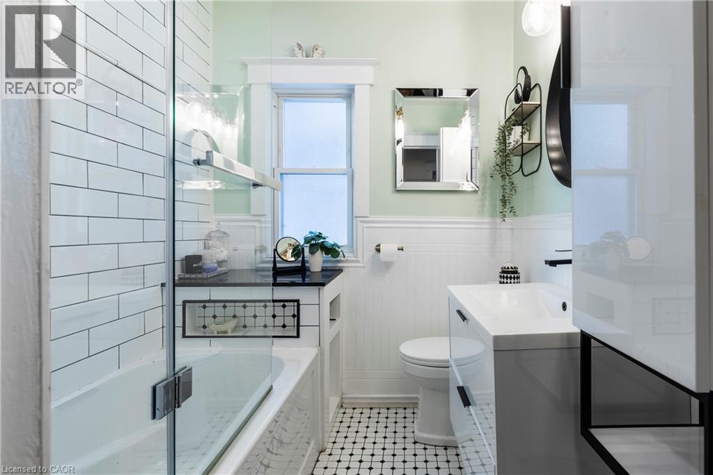 431 Hughson Street N, Hamilton, Ontario  L8L 4N4 - Photo 34 - 40787469