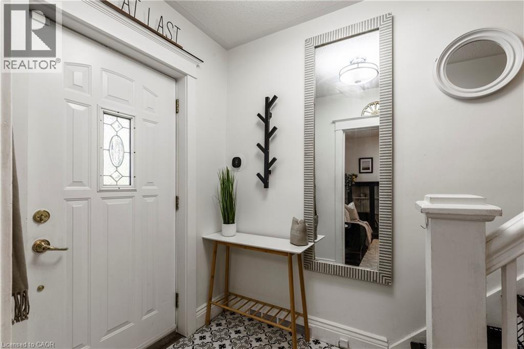 431 Hughson Street N, Hamilton, Ontario  L8L 4N4 - Photo 6 - 40787469