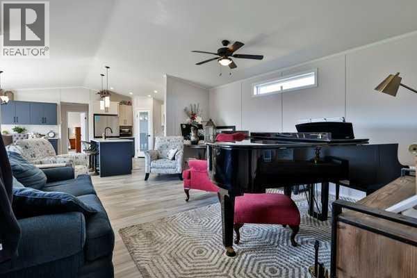 2037 Sunflower Crescent, Coaldale, Alberta  T1M 0G4 - Photo 10 - A2259171