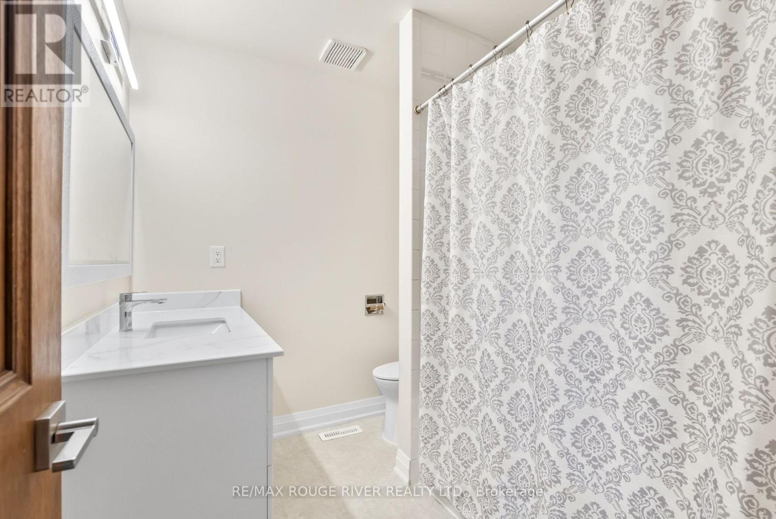 16 Borland Court, Clarington, Ontario  L1C 4T6 - Photo 19 - E12537044