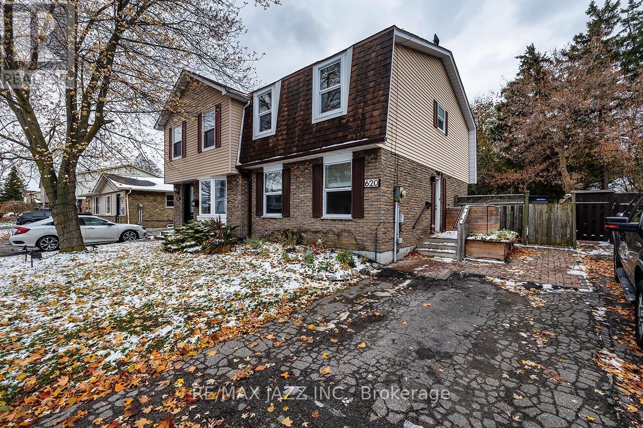 620 Dorchester Drive, Oshawa, Ontario  L1J 6L5 - Photo 2 - E12537076