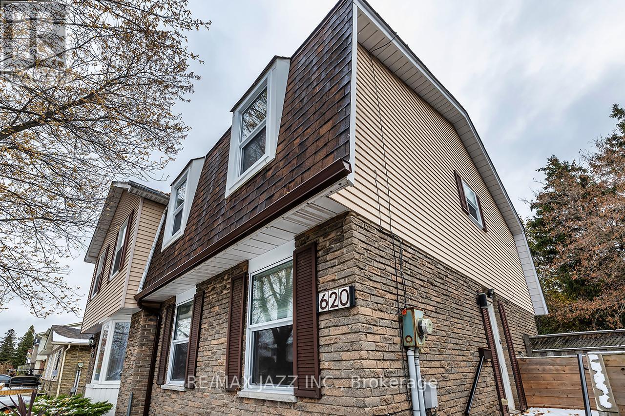 620 Dorchester Drive, Oshawa, Ontario  L1J 6L5 - Photo 3 - E12537076