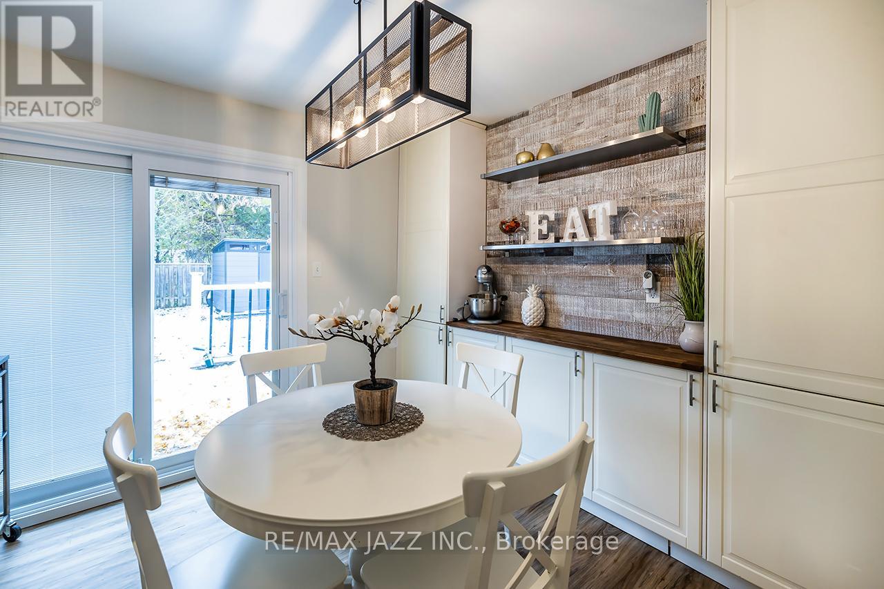 620 Dorchester Drive, Oshawa, Ontario  L1J 6L5 - Photo 7 - E12537076