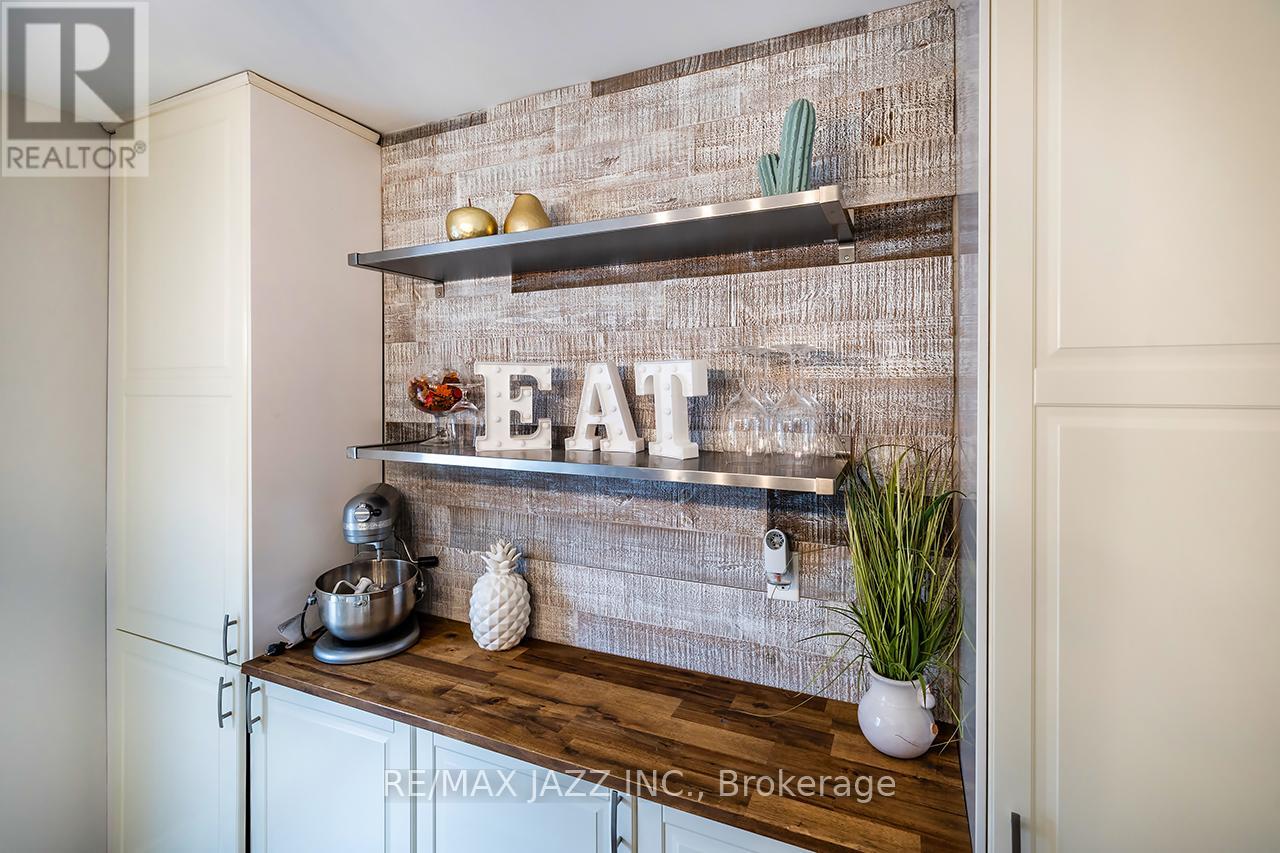 620 Dorchester Drive, Oshawa, Ontario  L1J 6L5 - Photo 8 - E12537076