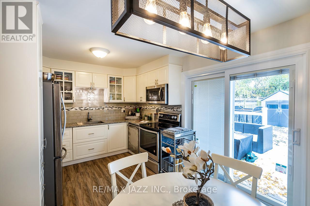 620 Dorchester Drive, Oshawa, Ontario  L1J 6L5 - Photo 9 - E12537076