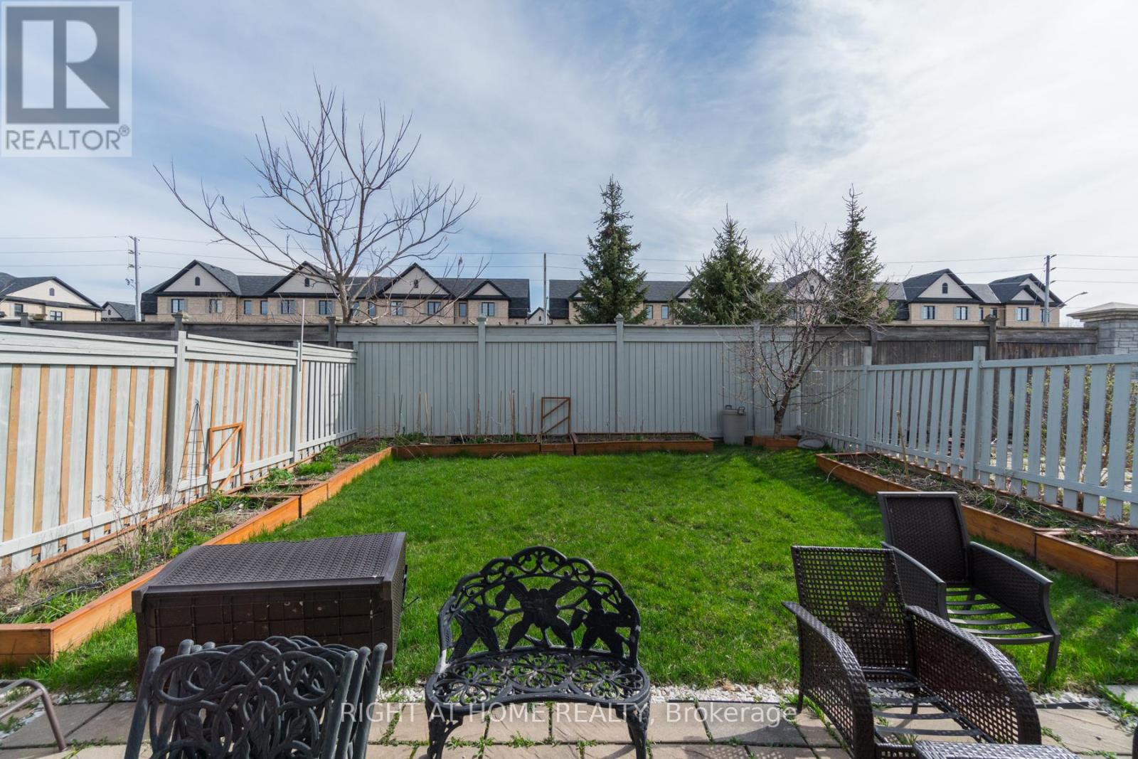 63 Feint Drive, Ajax, Ontario L1T 0E6 - Photo 21 - E12537138