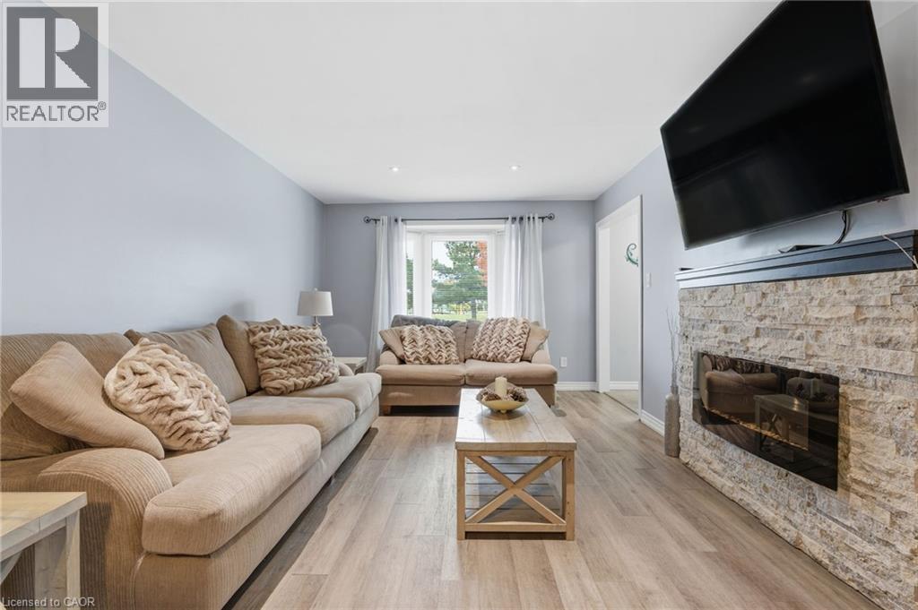 374 East 24th Street, Hamilton, Ontario  L8V 4V1 - Photo 12 - 40785578