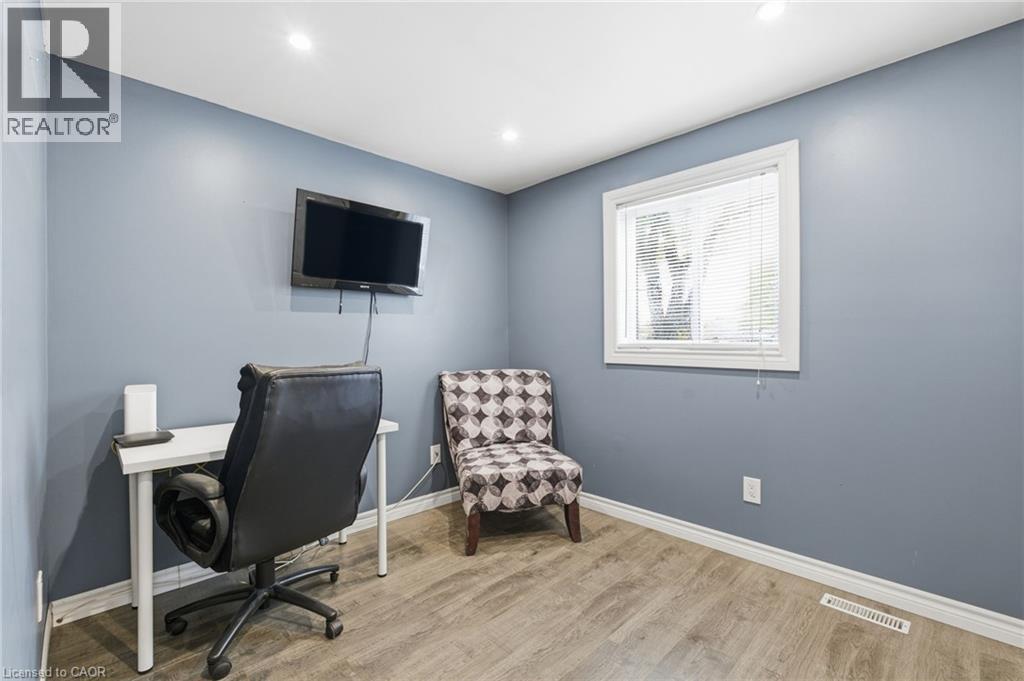 374 East 24th Street, Hamilton, Ontario  L8V 4V1 - Photo 20 - 40785578