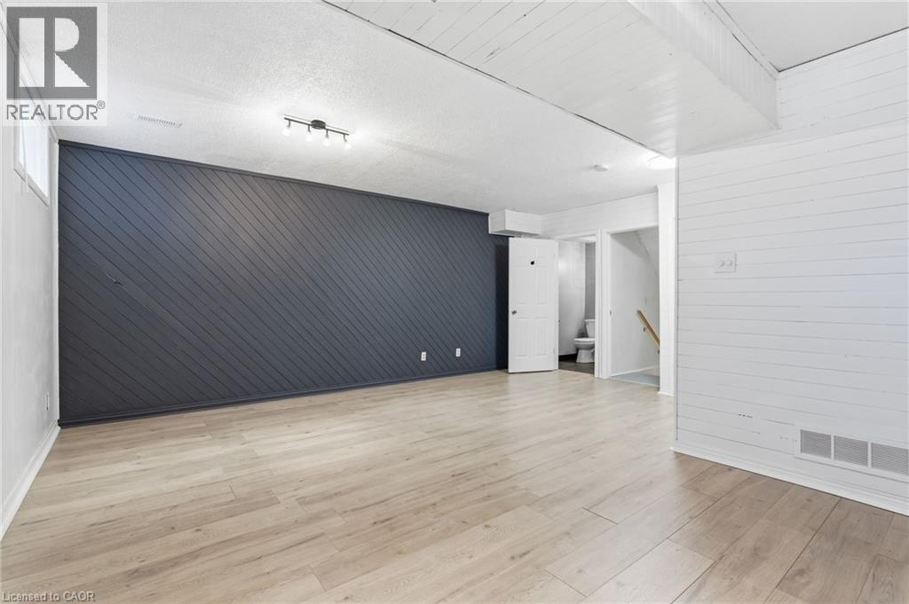 374 East 24th Street, Hamilton, Ontario  L8V 4V1 - Photo 30 - 40785578