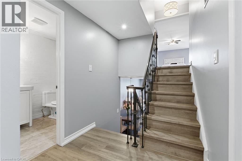 374 East 24th Street, Hamilton, Ontario  L8V 4V1 - Photo 15 - 40785578