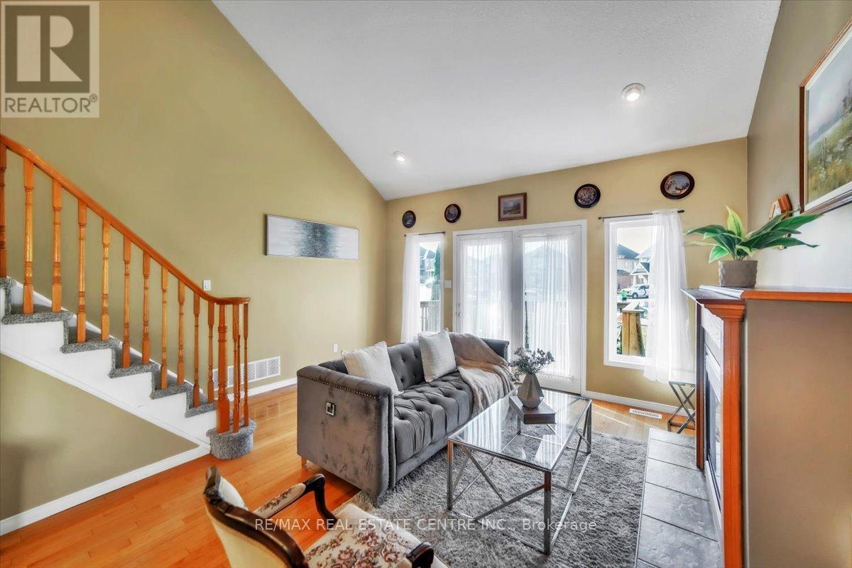 35 Cameron Court, Orangeville, Ontario  L9W 5G8 - Photo 16 - W12307766