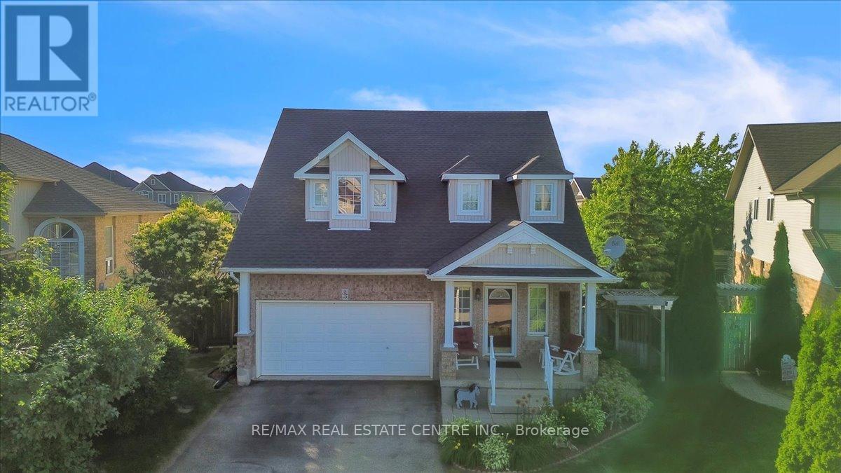 35 CAMERON COURT, Orangeville, Ontario