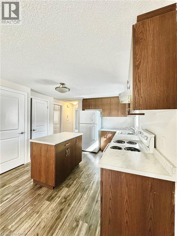 1989 Ottawa Street S Unit# 22f, Kitchener, Ontario  N2E 0G7 - Photo 9 - 40787568