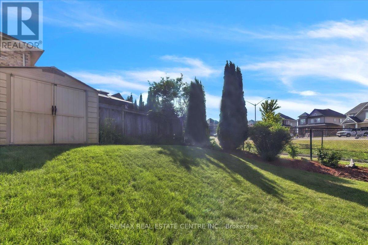 35 Cameron Court, Orangeville, Ontario  L9W 5G8 - Photo 30 - W12307766