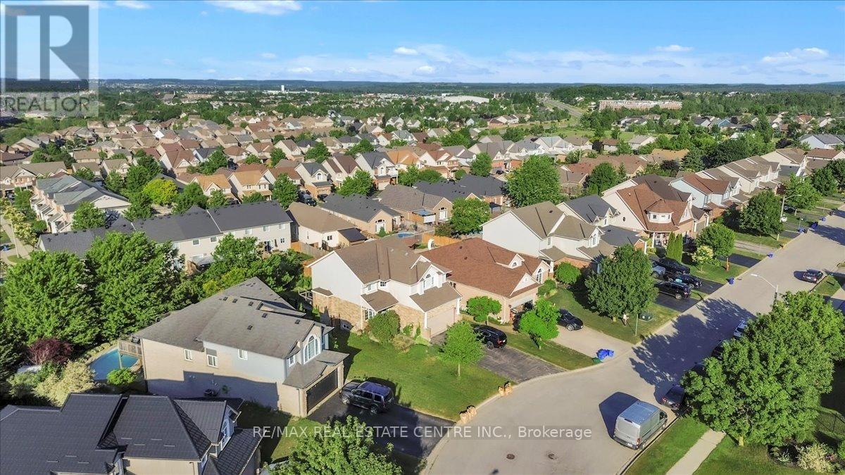 35 Cameron Court, Orangeville, Ontario  L9W 5G8 - Photo 41 - W12307766